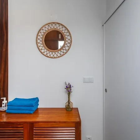 With A Garden, Close To Appartamento Carcavelos (Lisbon)