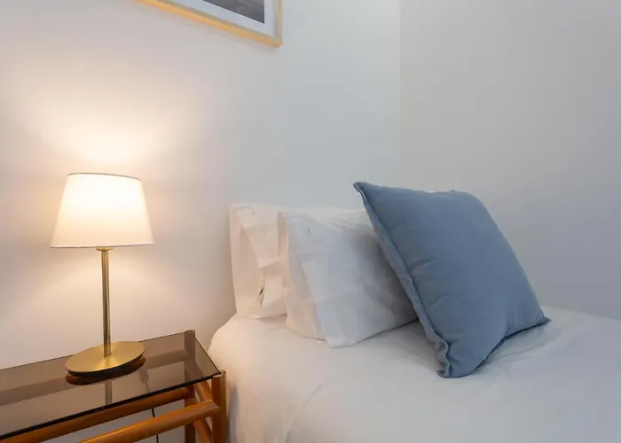 Διαμέρισμα Apartment With A Garden, Close To Carcavelos Beach Carcavelos (Lisbon)